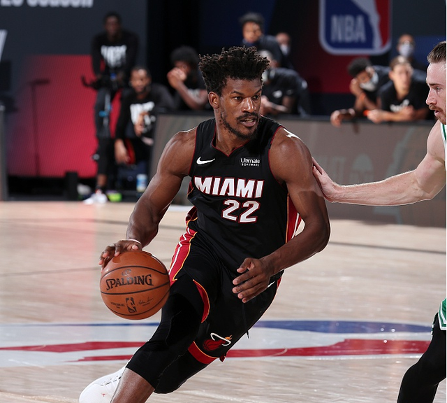 两度领先 两度领先